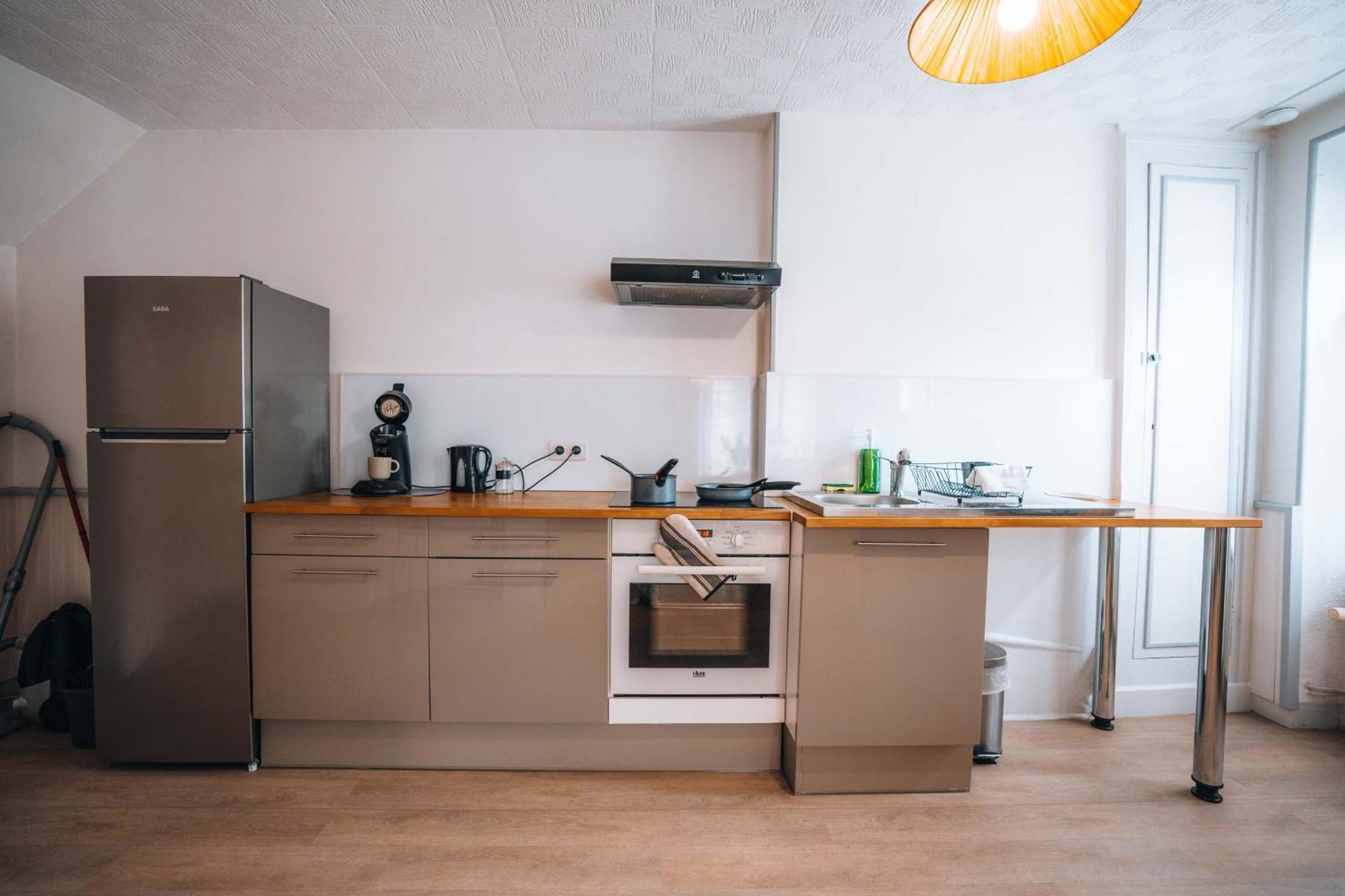 Apartment Le Petit Voltaire - Proche Centre - Spacieux Châteauroux
